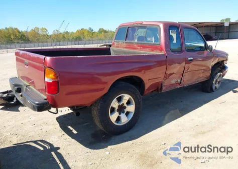 1998 Toyota Tacoma Xtracab из США, поврежденный, VIN 4TAWM72NXWZ048525